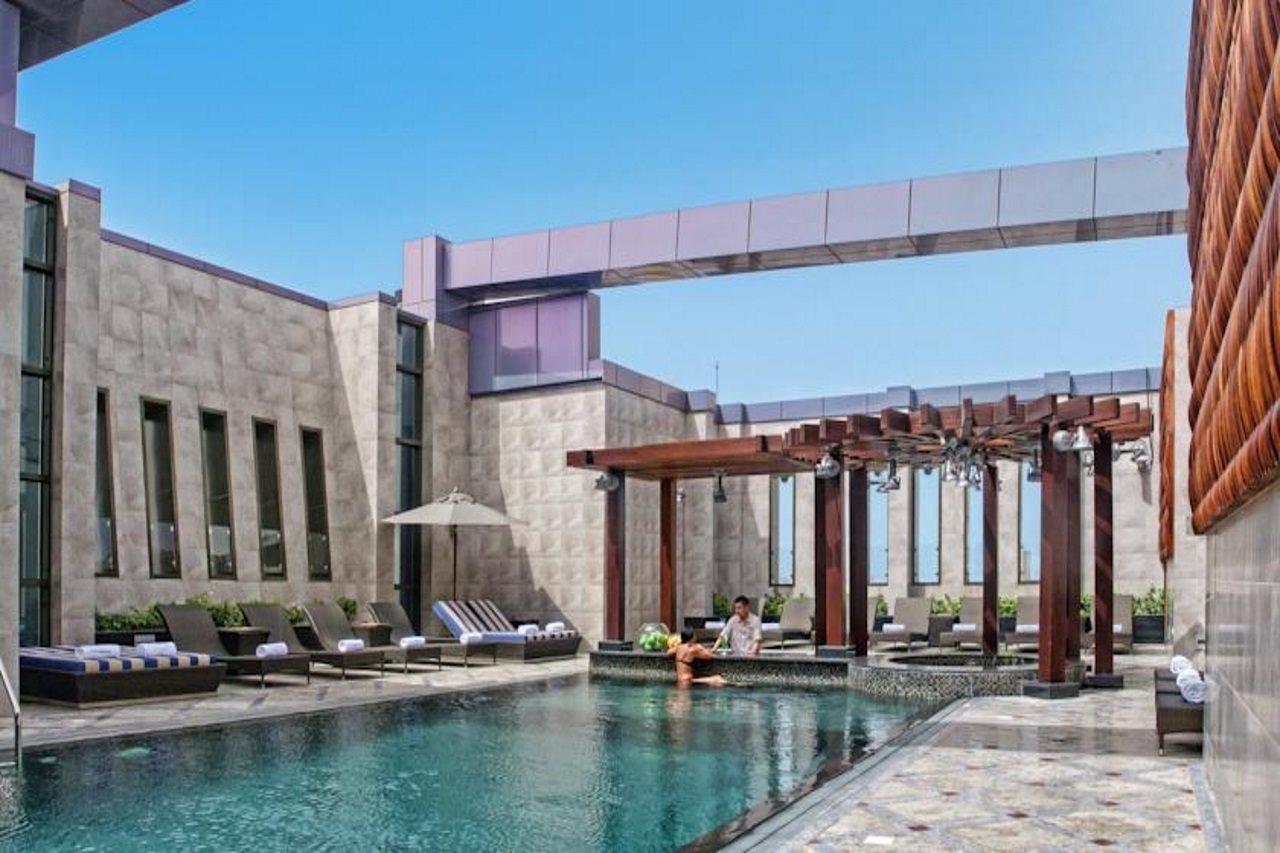 Halo Hotel Dubai Exteriör bild