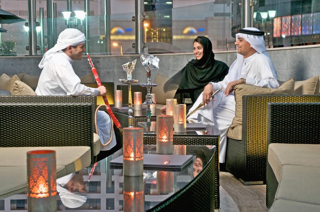 Halo Hotel Dubai Exteriör bild