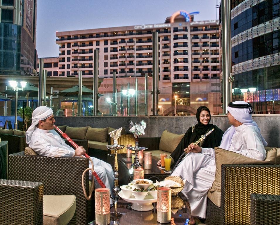 Halo Hotel Dubai Exteriör bild